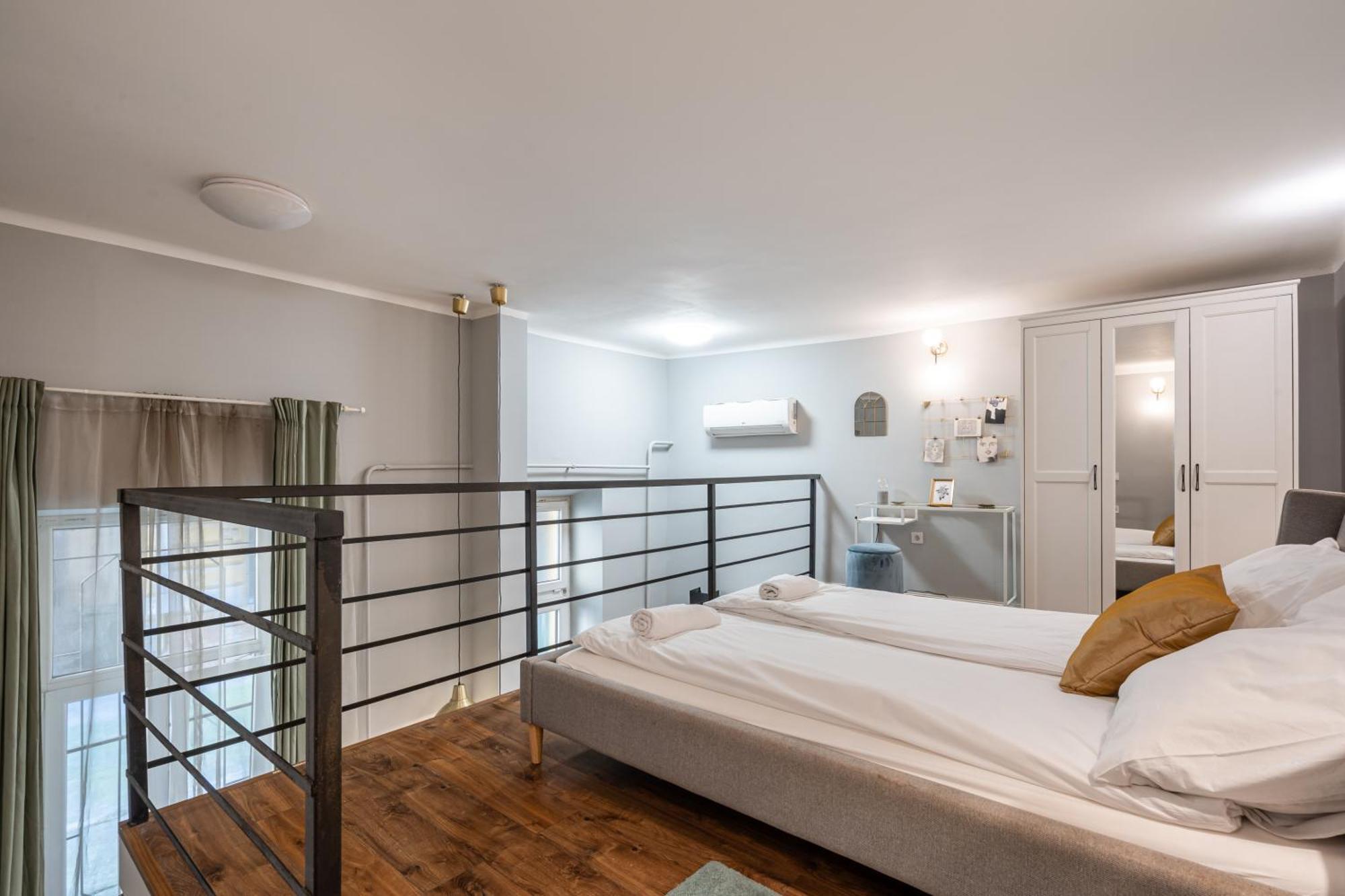 C76 - Boutique Apartments, Best Location By Bqa Apartment Budapest